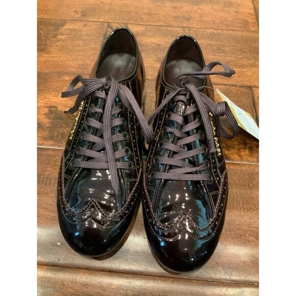 Louis Vuitton Burgundy Patent Leather Lace-Up Wingtip Flats Shoes, Size 37 / 7 - Picture 2 of 9